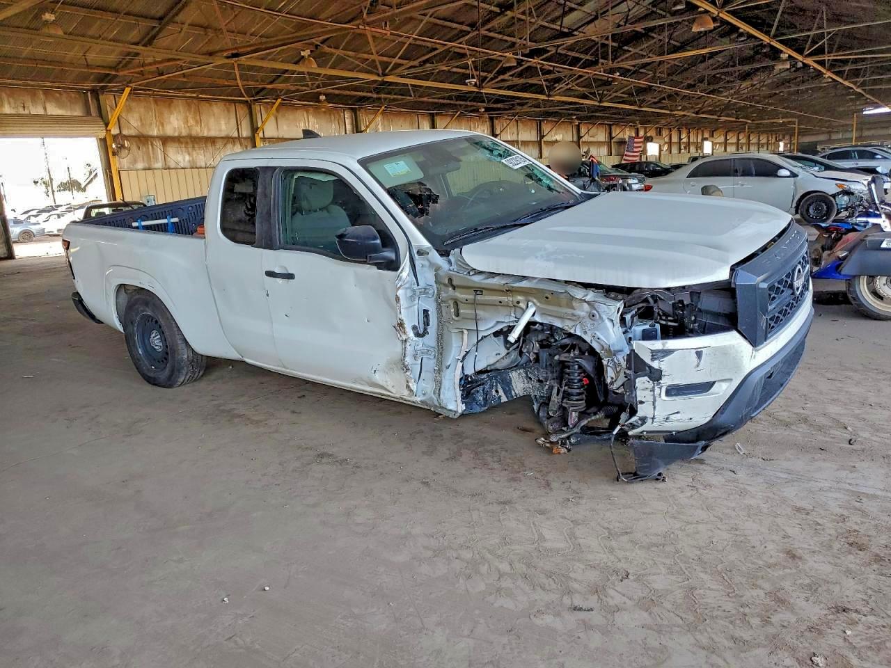 2024 NISSAN FRONTIER S photo 4