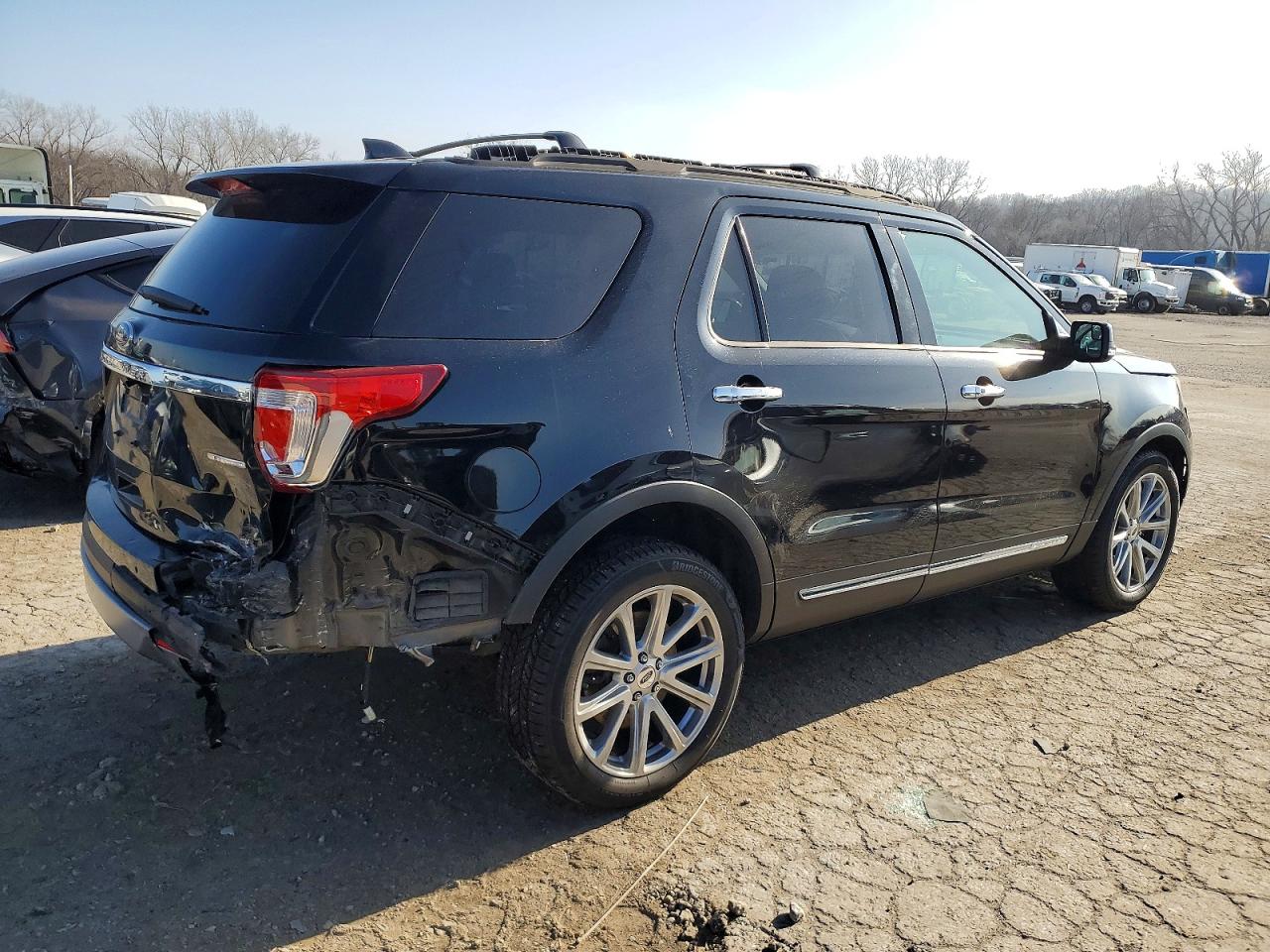 2016 FORD EXPLORER LIMITED photo 3