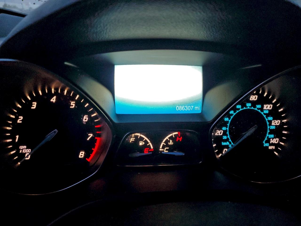 2016 FORD ESCAPE SE photo 17