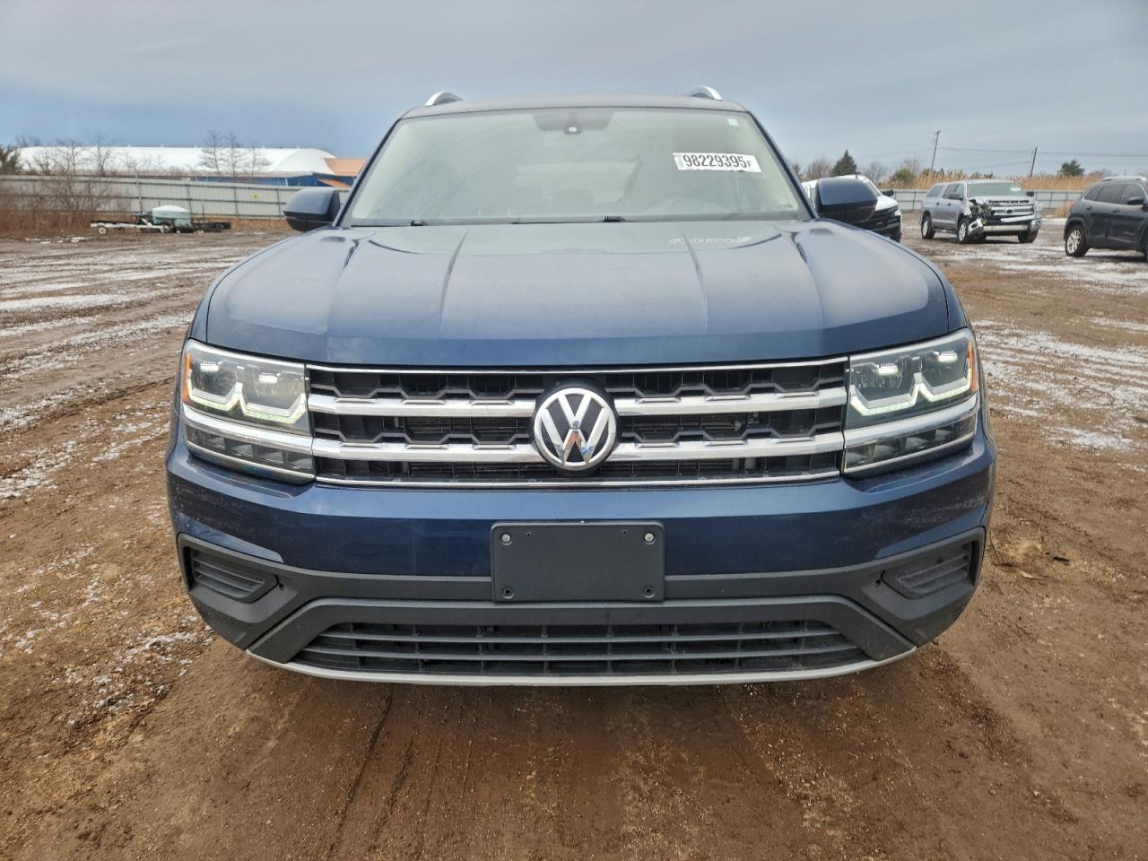 2018 VOLKSWAGEN ATLAS S photo 13