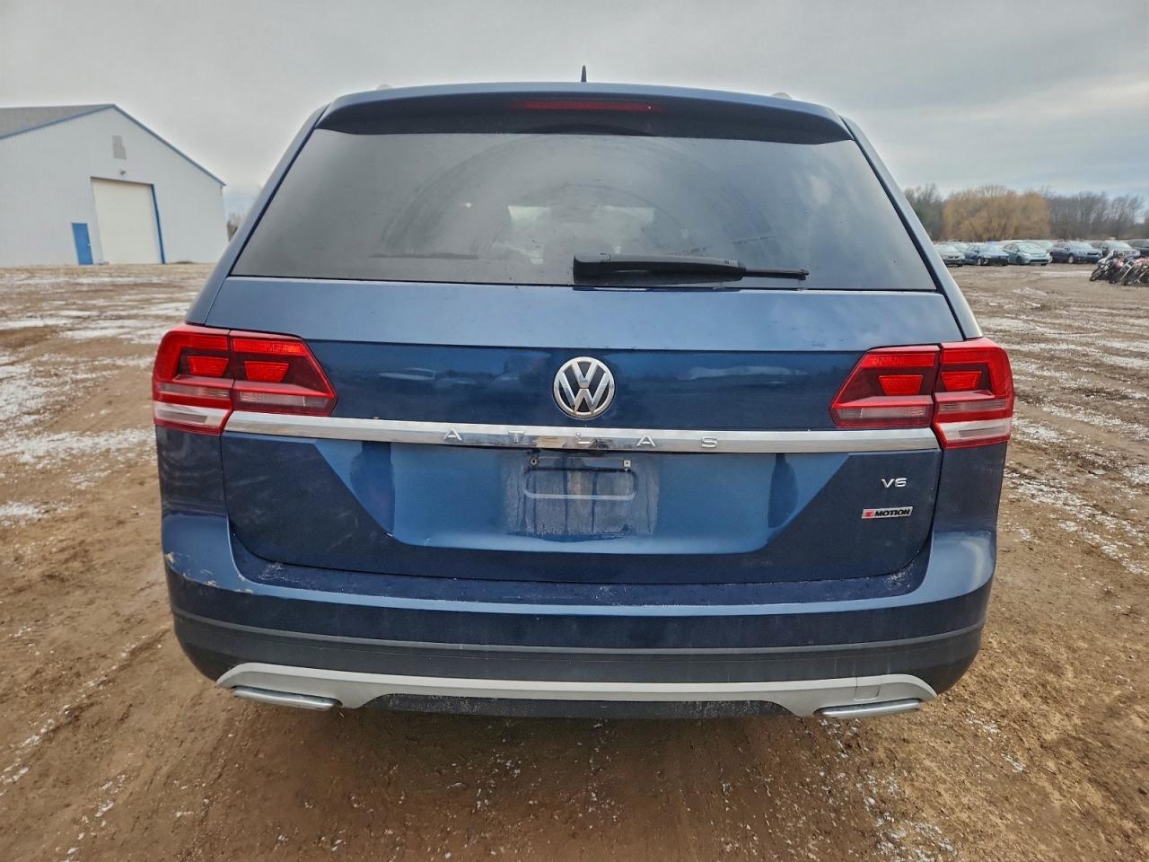 2018 VOLKSWAGEN ATLAS S photo 16