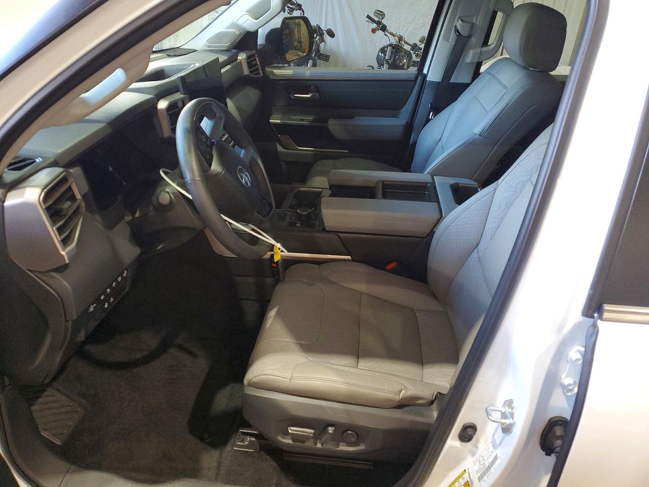 2024 TOYOTA TUNDRA CREWMAX LIMITED photo 7