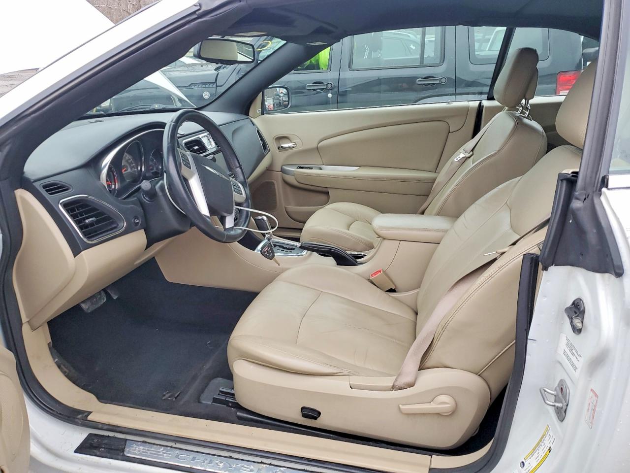 2013 CHRYSLER 200 LIMITED photo 7