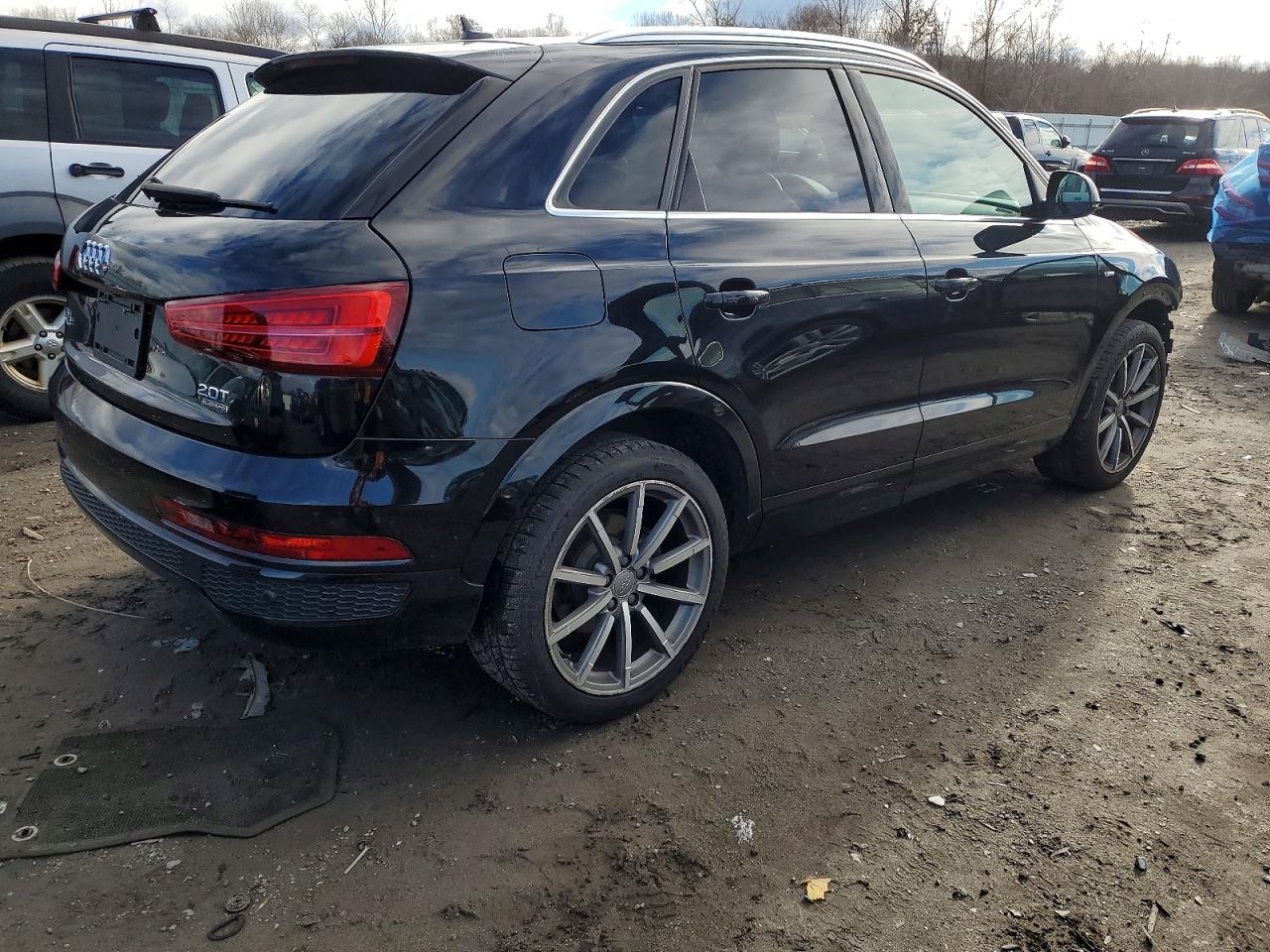 2018 AUDI Q3 PREMIUM PLUS photo 3