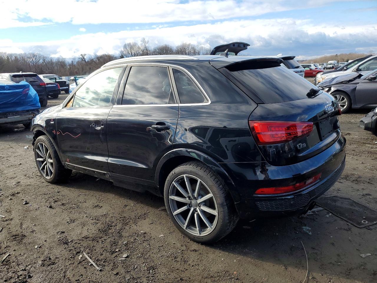 2018 AUDI Q3 PREMIUM PLUS photo 2