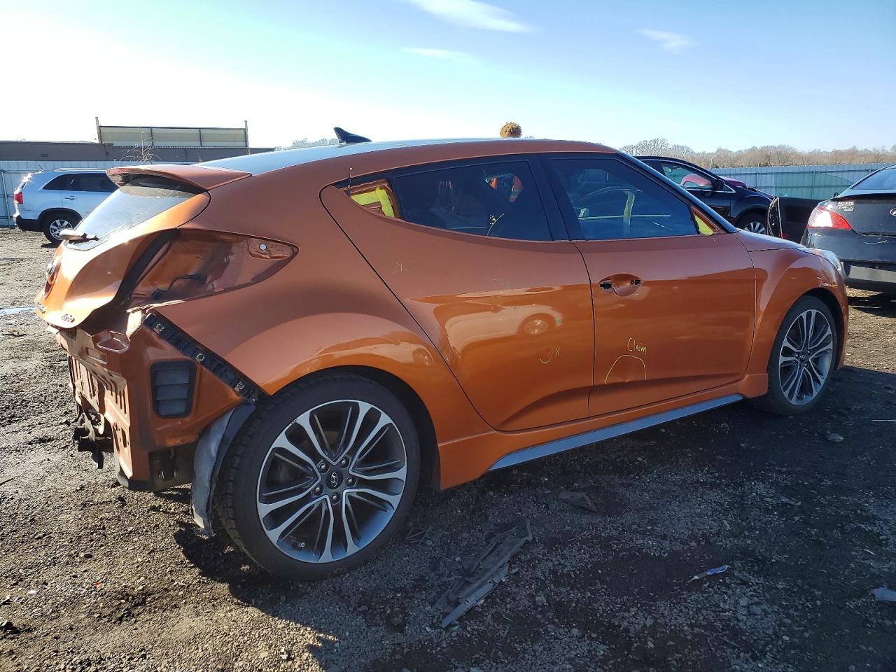 2016 HYUNDAI VELOSTER TURBO photo 3