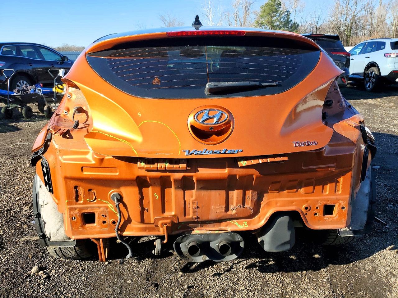 2016 HYUNDAI VELOSTER TURBO photo 6