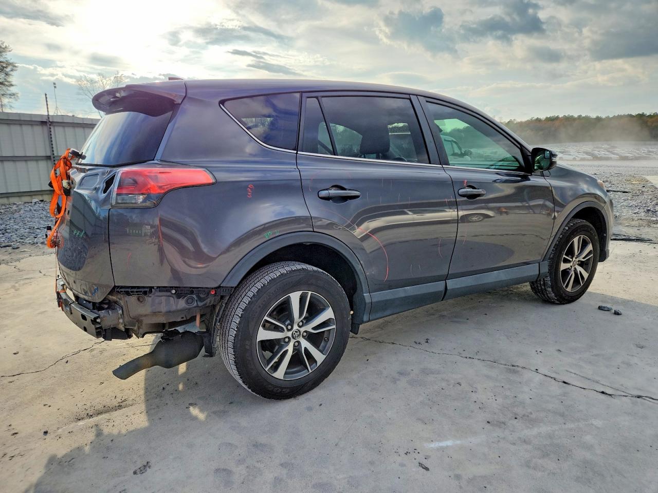 2018 TOYOTA RAV4 ADVENTURE photo 3