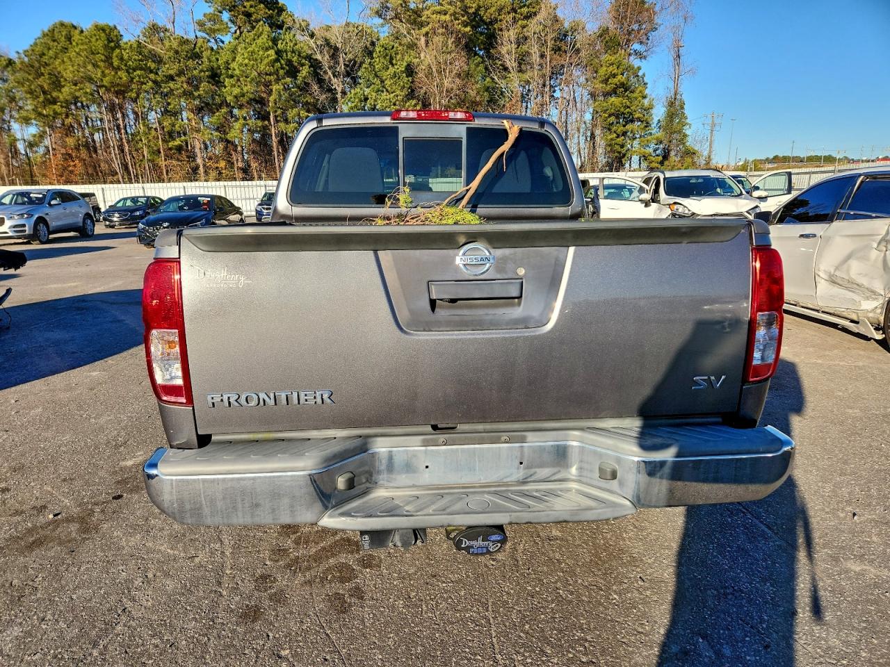 2018 NISSAN FRONTIER SV photo 6
