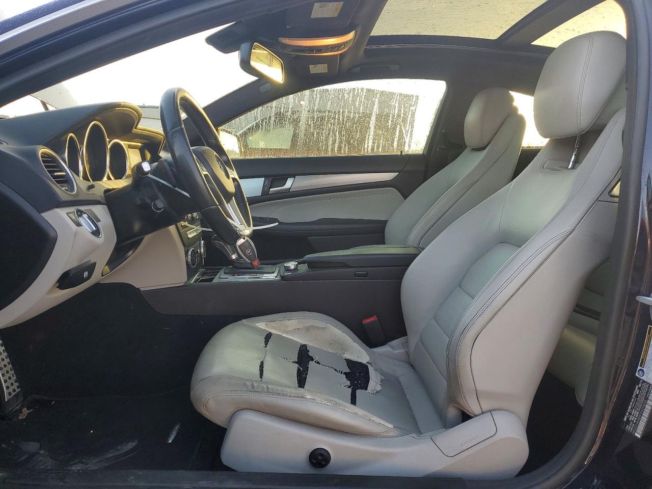 2015 MERCEDES-BENZ C 250 photo 7
