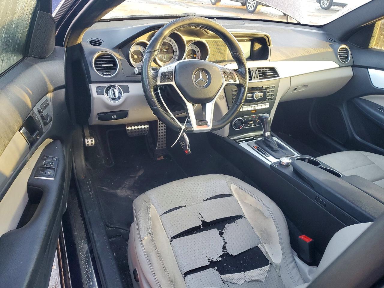 2015 MERCEDES-BENZ C 250 photo 8