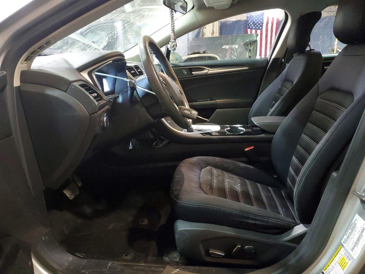 2014 FORD FUSION SE photo 7