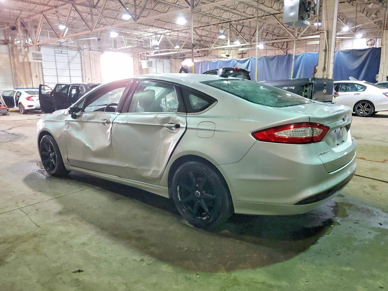 2014 FORD FUSION SE photo 2
