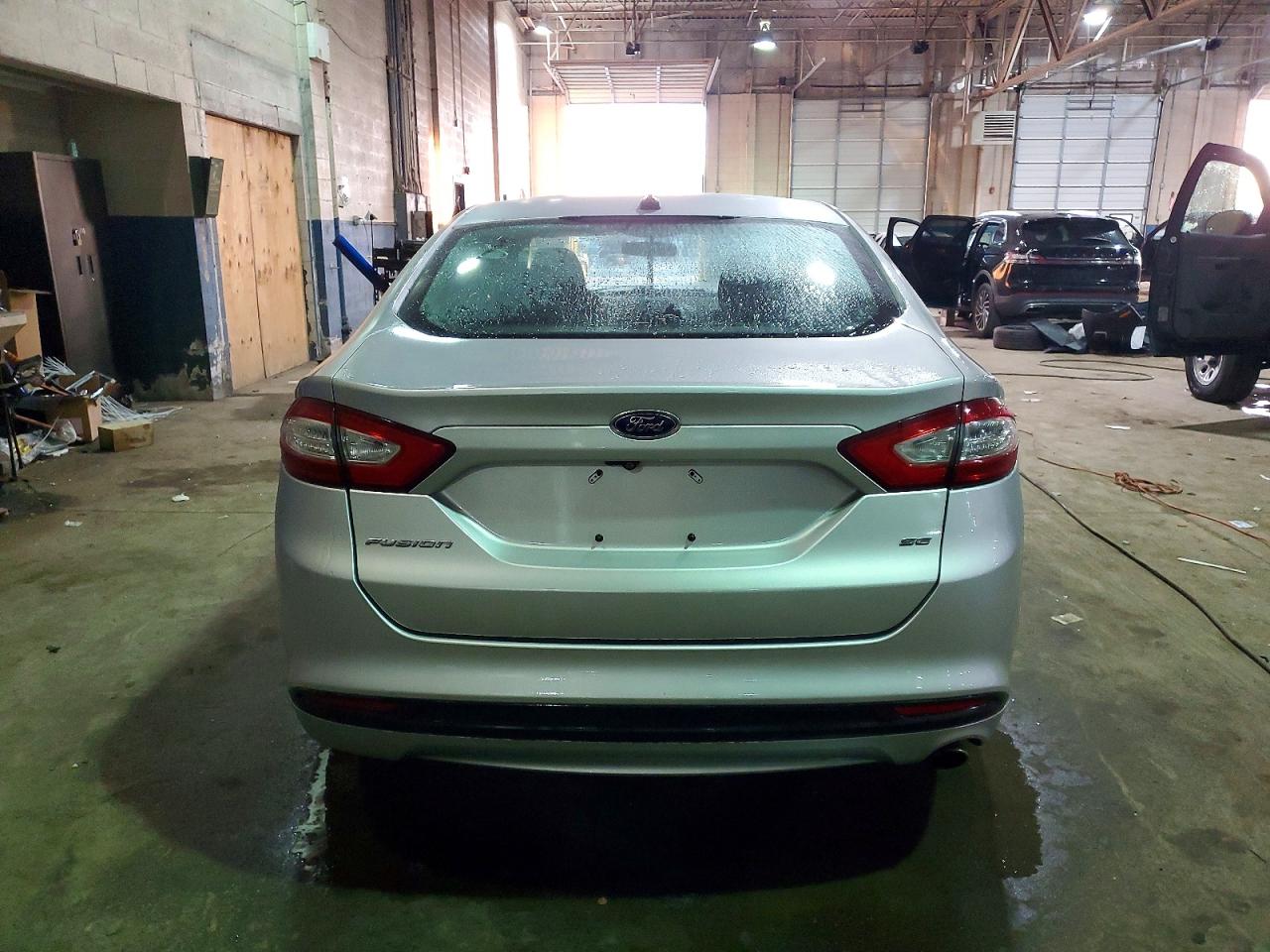 2014 FORD FUSION SE photo 6