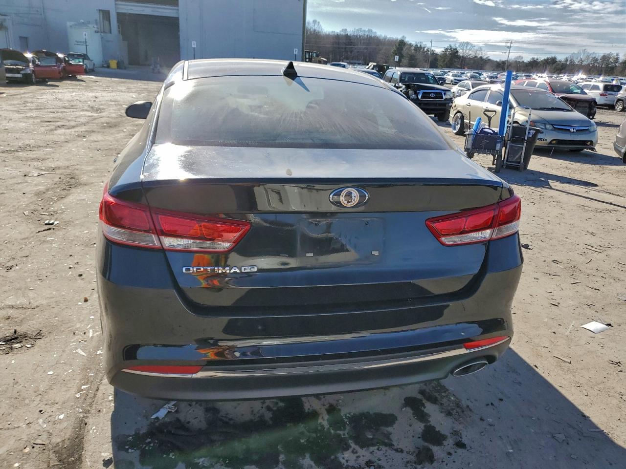 2016 KIA OPTIMA LX photo 6