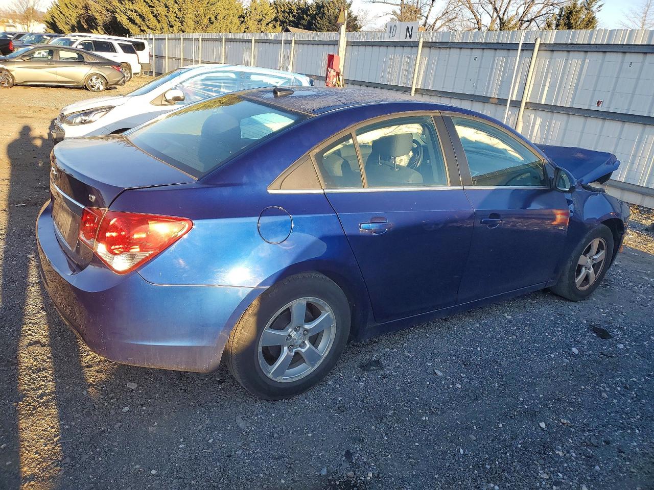 2013 CHEVROLET CRUZE LT photo 3