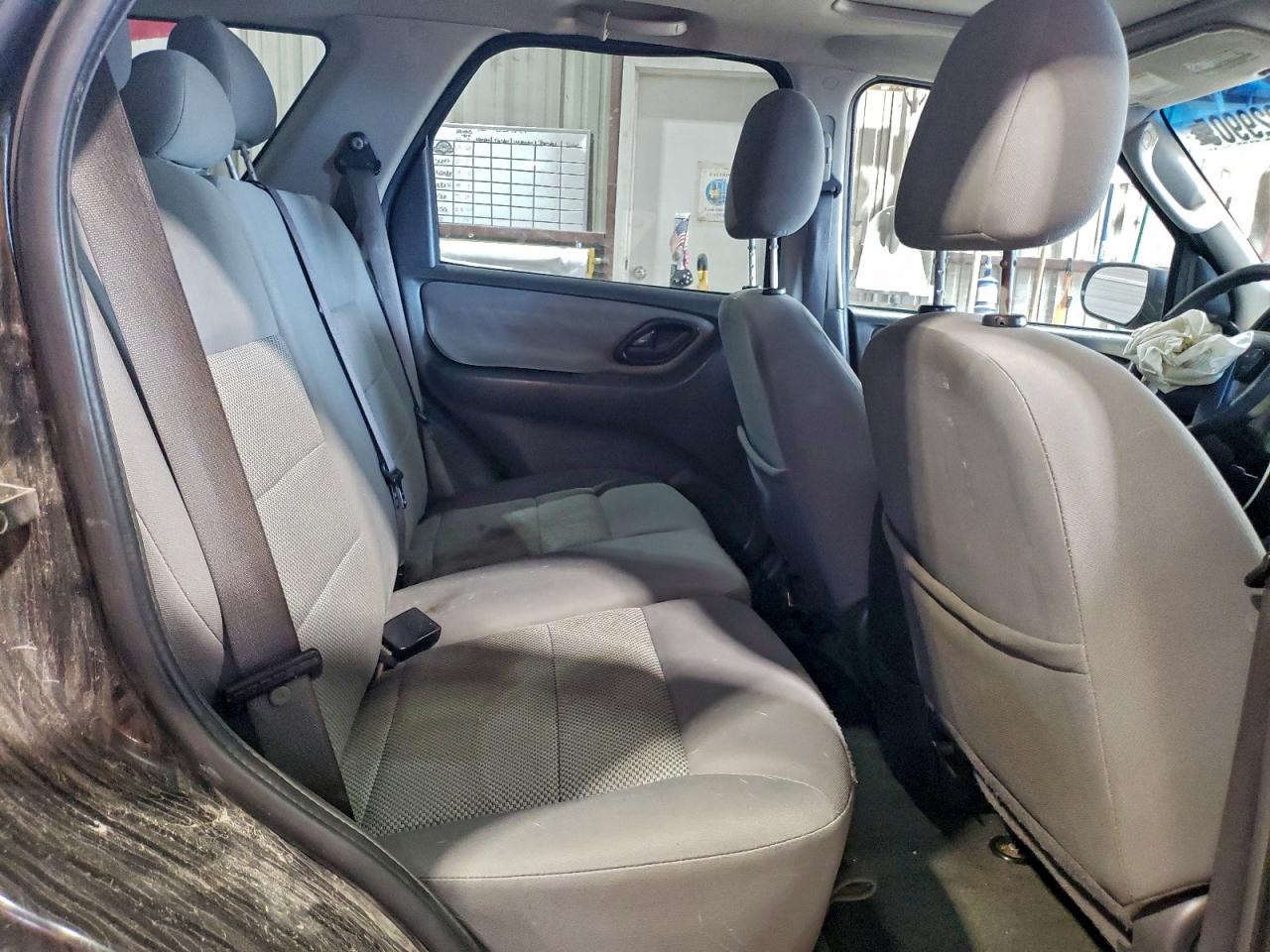 2006 FORD ESCAPE XLT photo 11