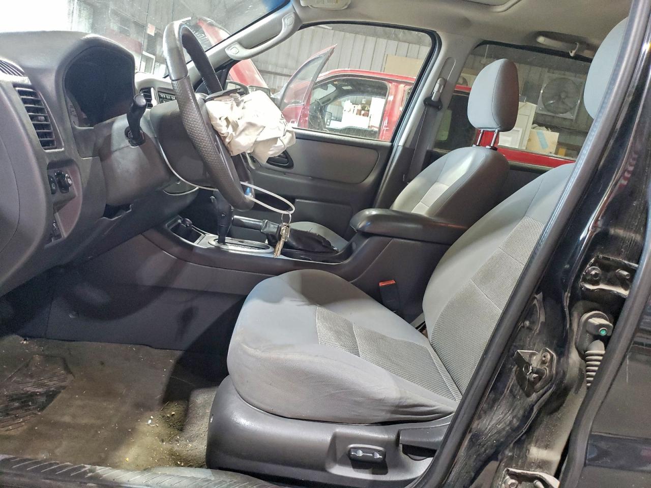 2006 FORD ESCAPE XLT photo 7