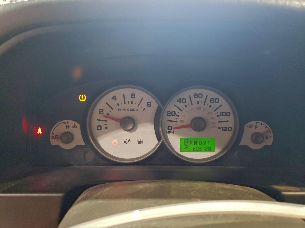 2006 FORD ESCAPE XLT photo 9