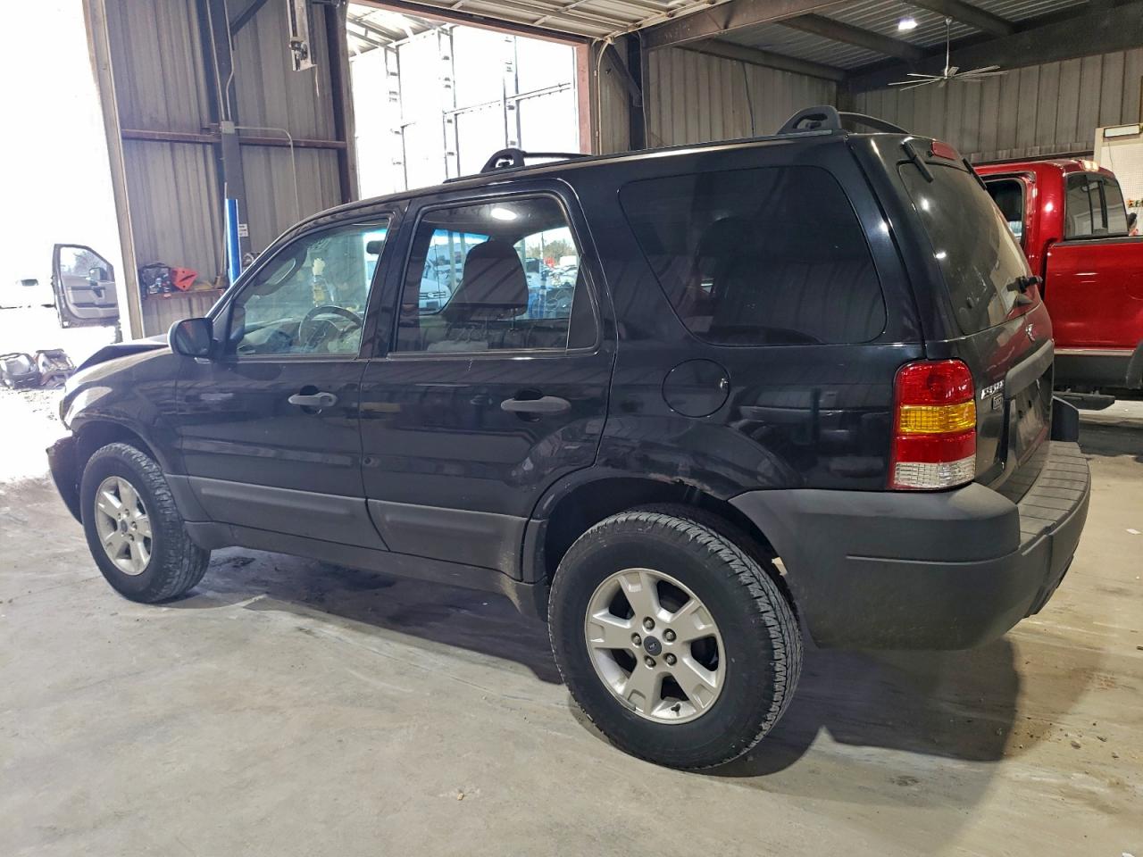 2006 FORD ESCAPE XLT photo 2