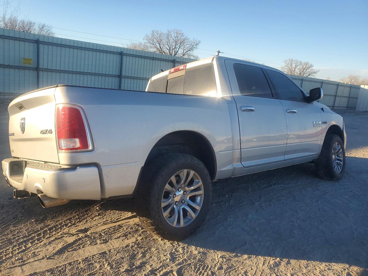 2014 RAM 1500 LONGHORN photo 3