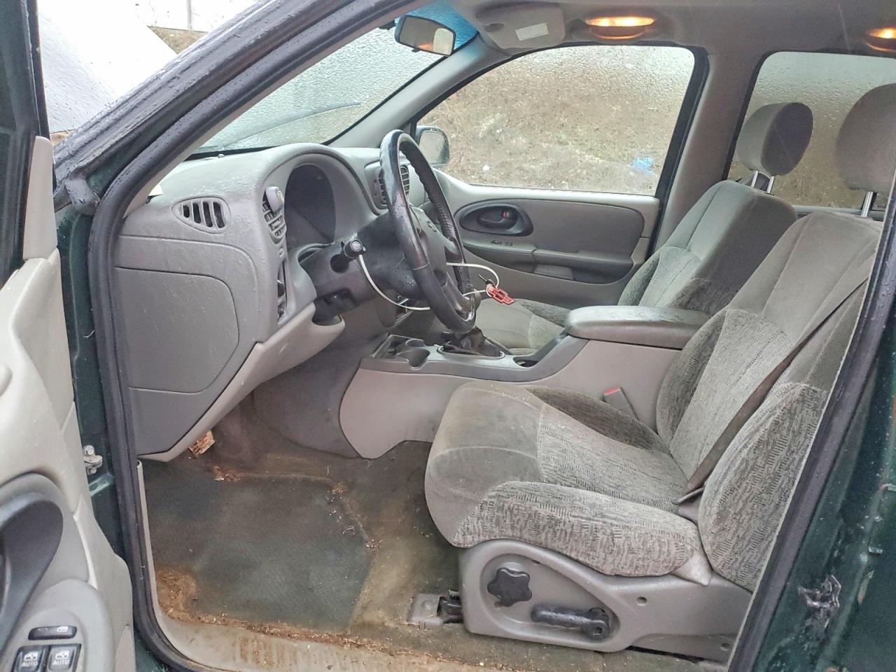2002 CHEVROLET TRAILBLAZER photo 7