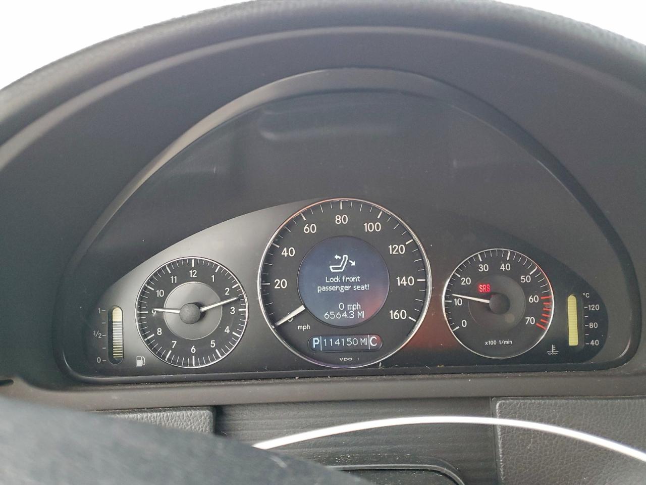 2005 MERCEDES-BENZ CLK 320 photo 9