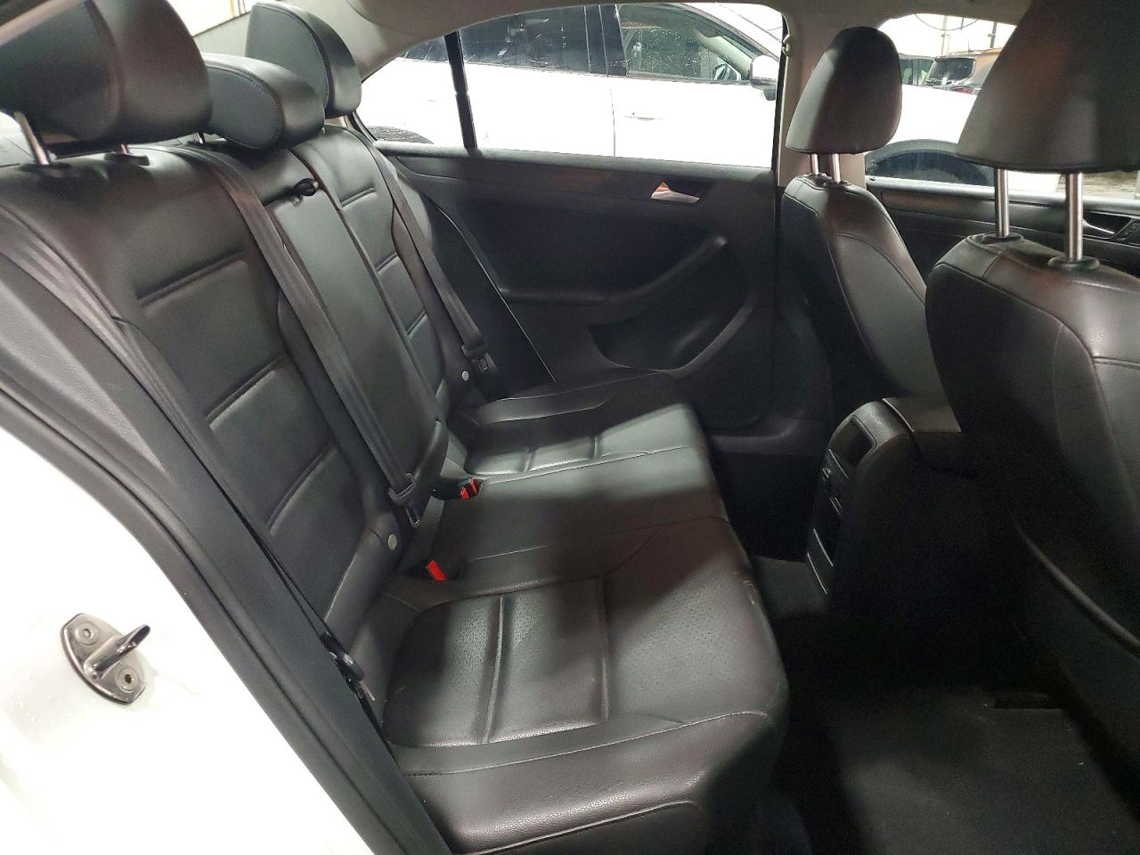 2014 VOLKSWAGEN JETTA SE photo 10