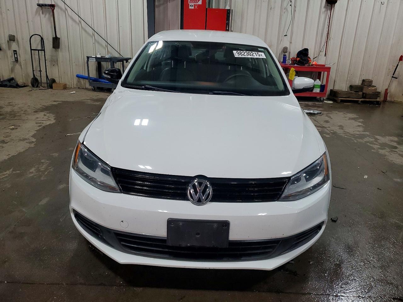 2014 VOLKSWAGEN JETTA SE photo 5