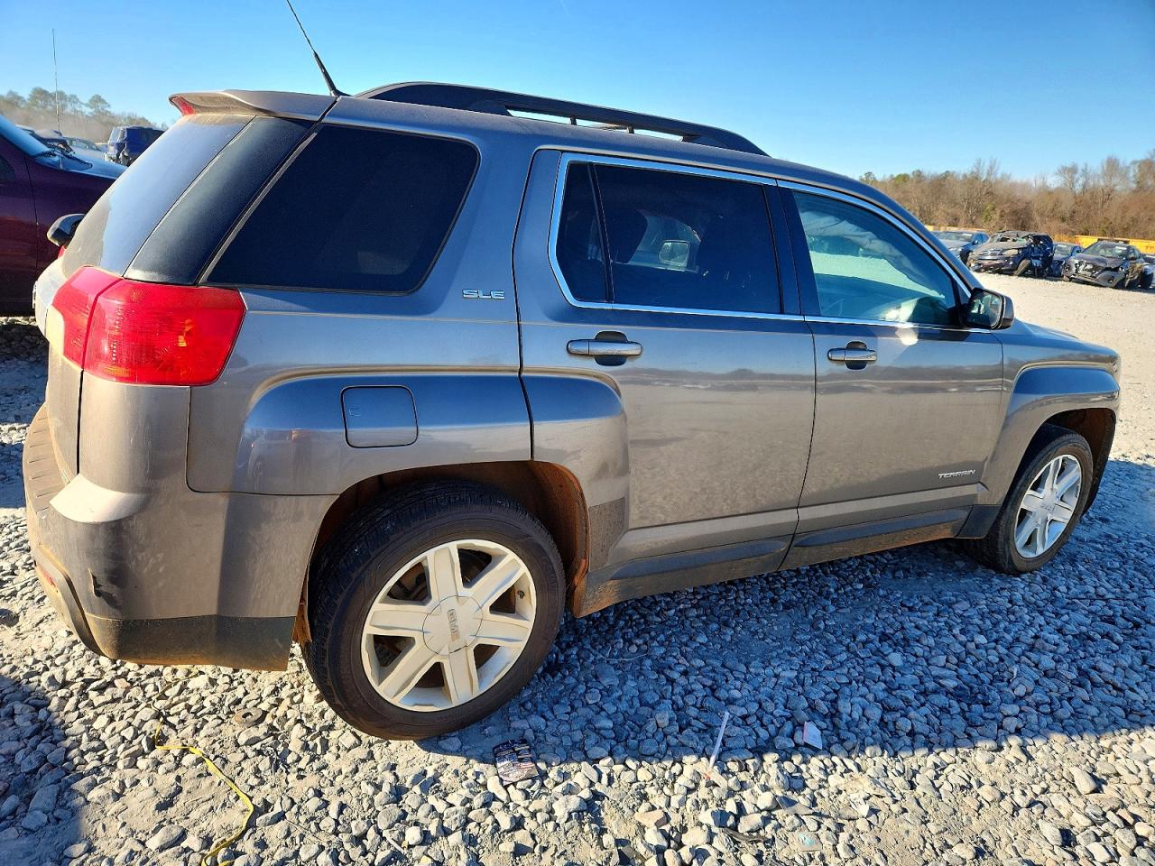 2012 GMC TERRAIN SLE photo 5