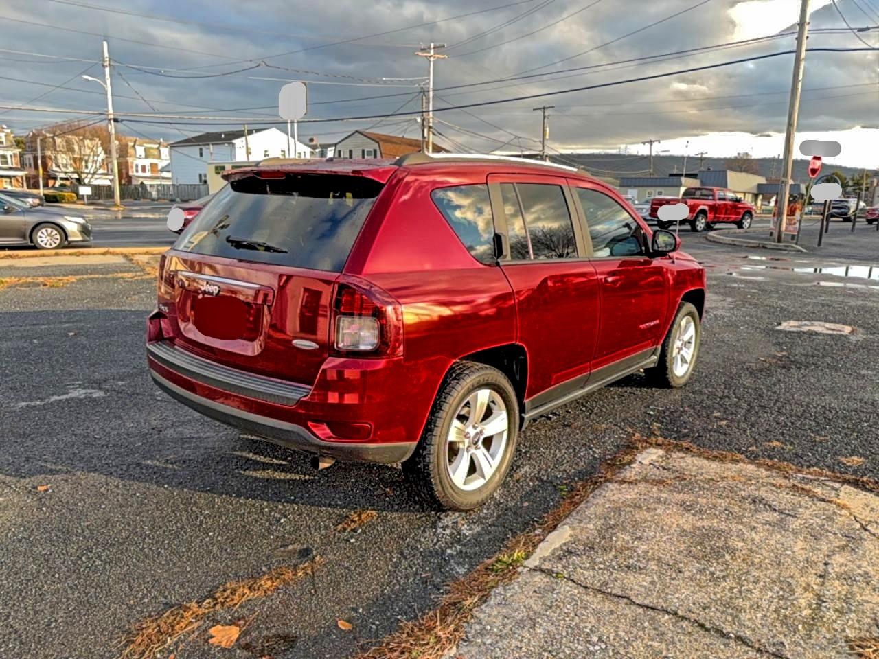 2017 JEEP COMPASS LATITUDE photo 4