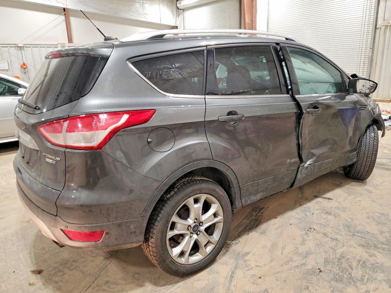 2016 FORD ESCAPE TITANIUM photo 3