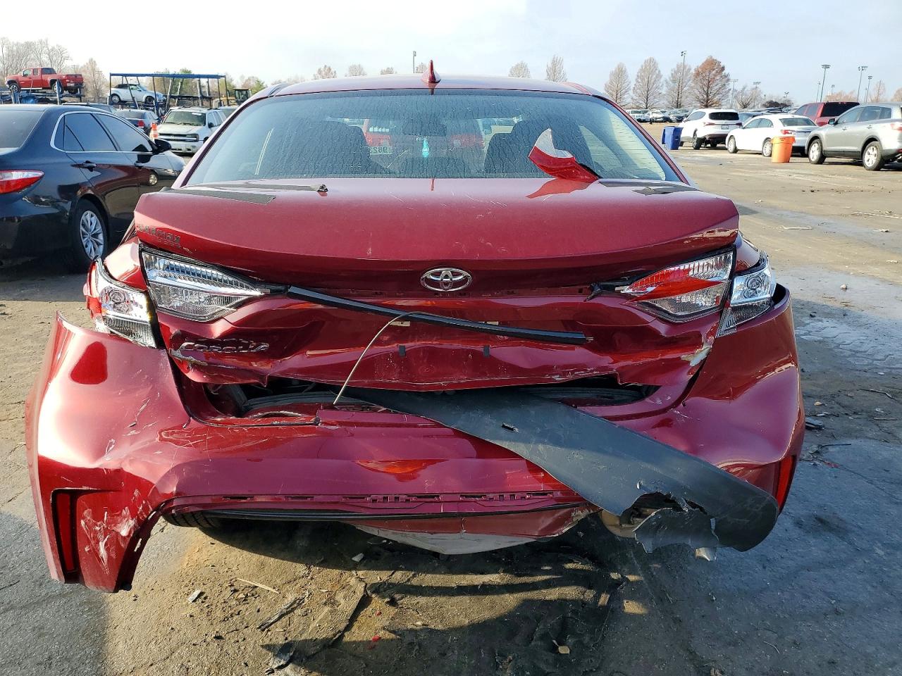 2024 TOYOTA COROLLA LE photo 11