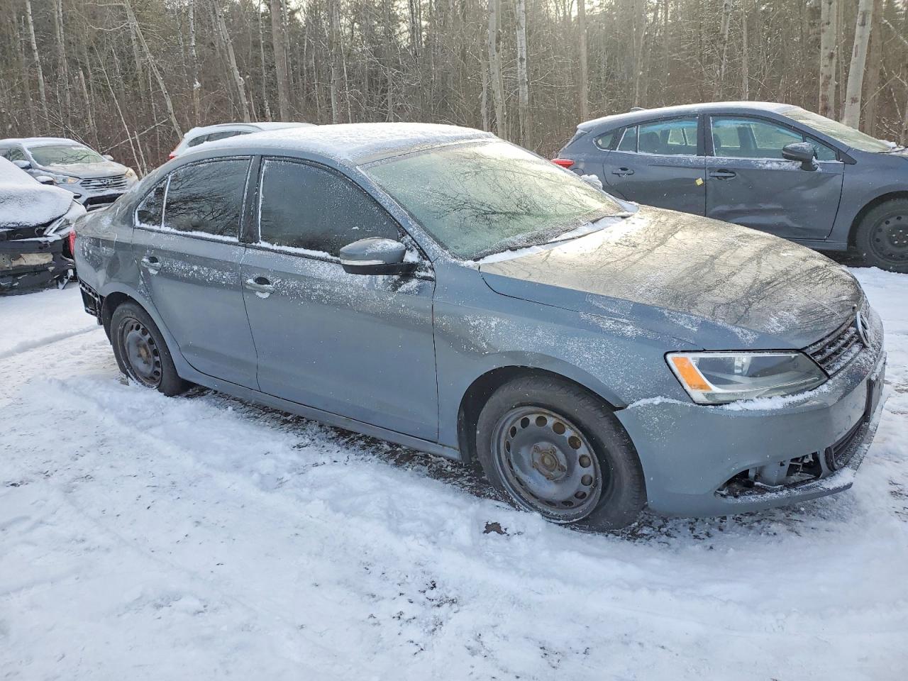 2013 VOLKSWAGEN JETTA SE photo 4