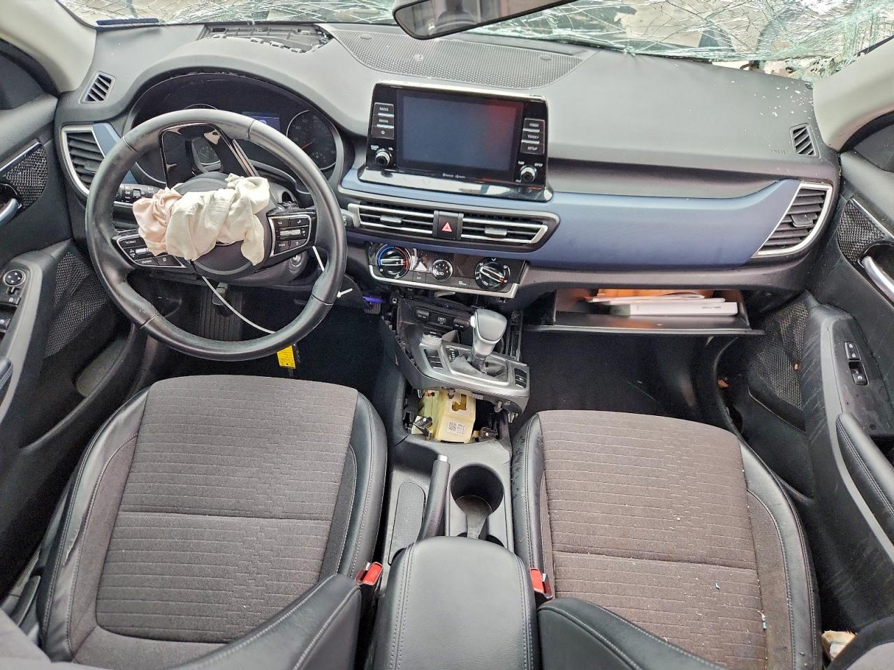 2021 KIA SELTOS S photo 8