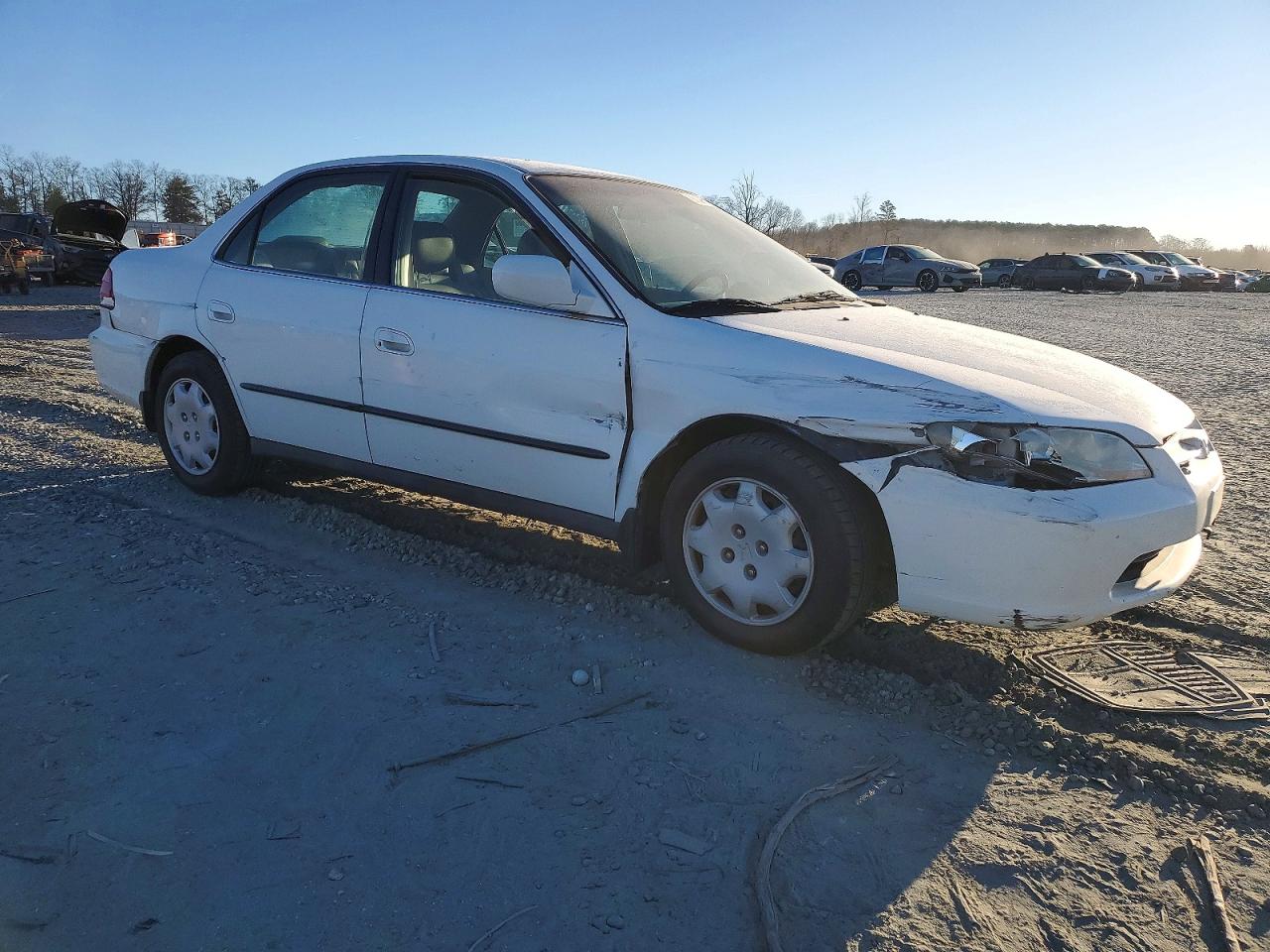 1999 HONDA ACCORD LX photo 4