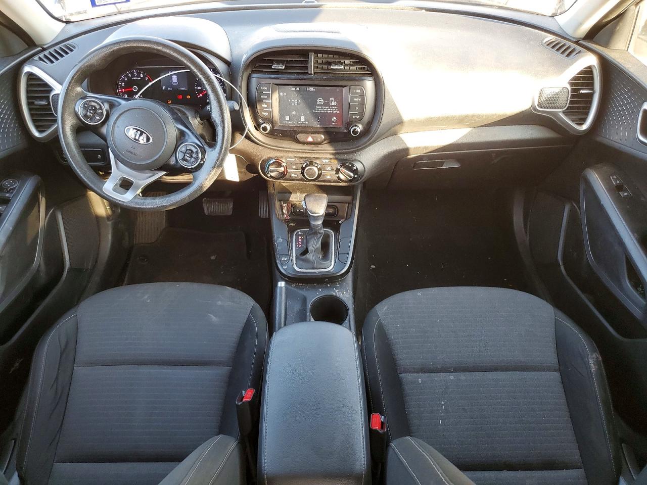 2020 KIA SOUL LX photo 8