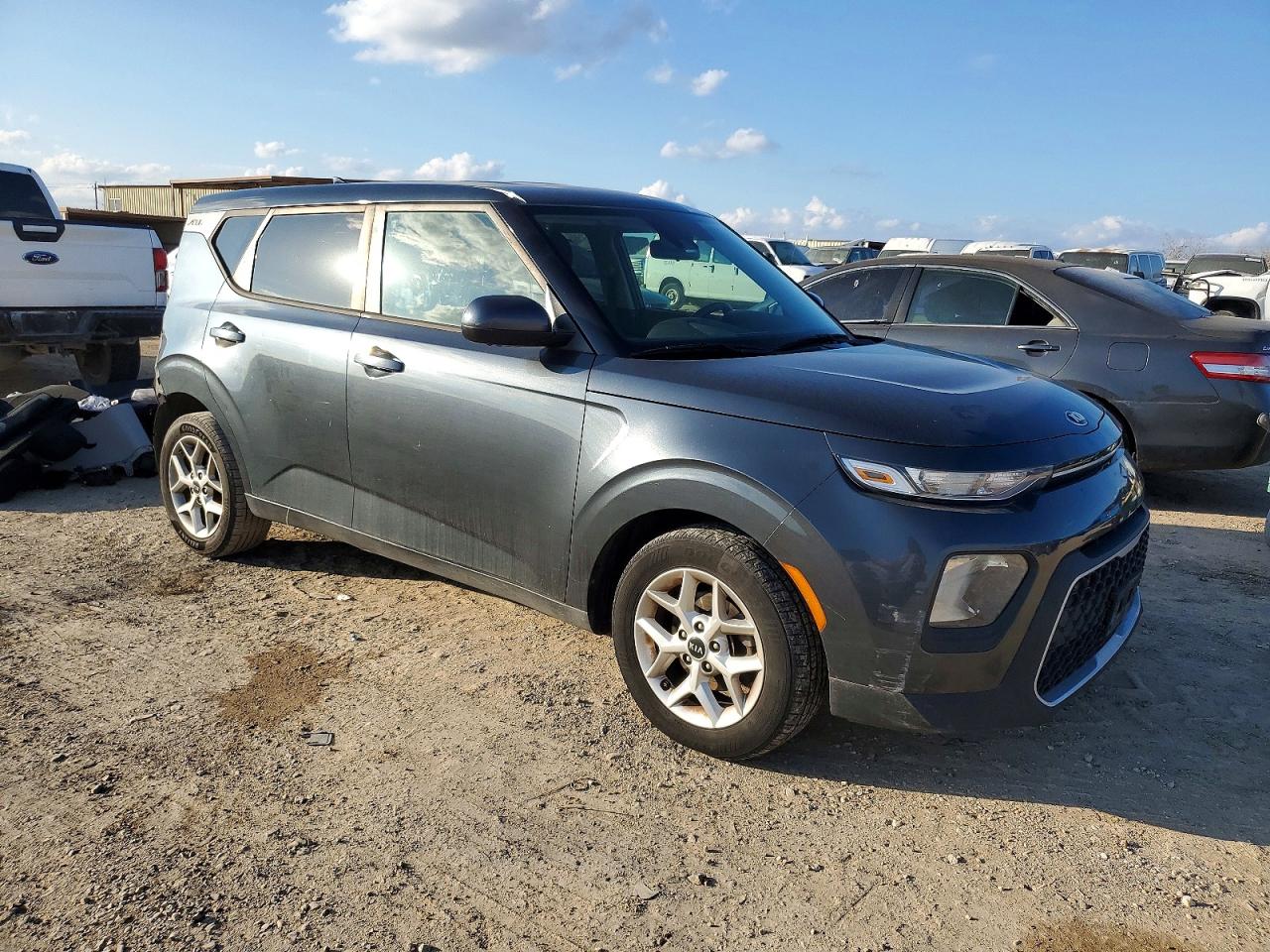 2020 KIA SOUL LX photo 4