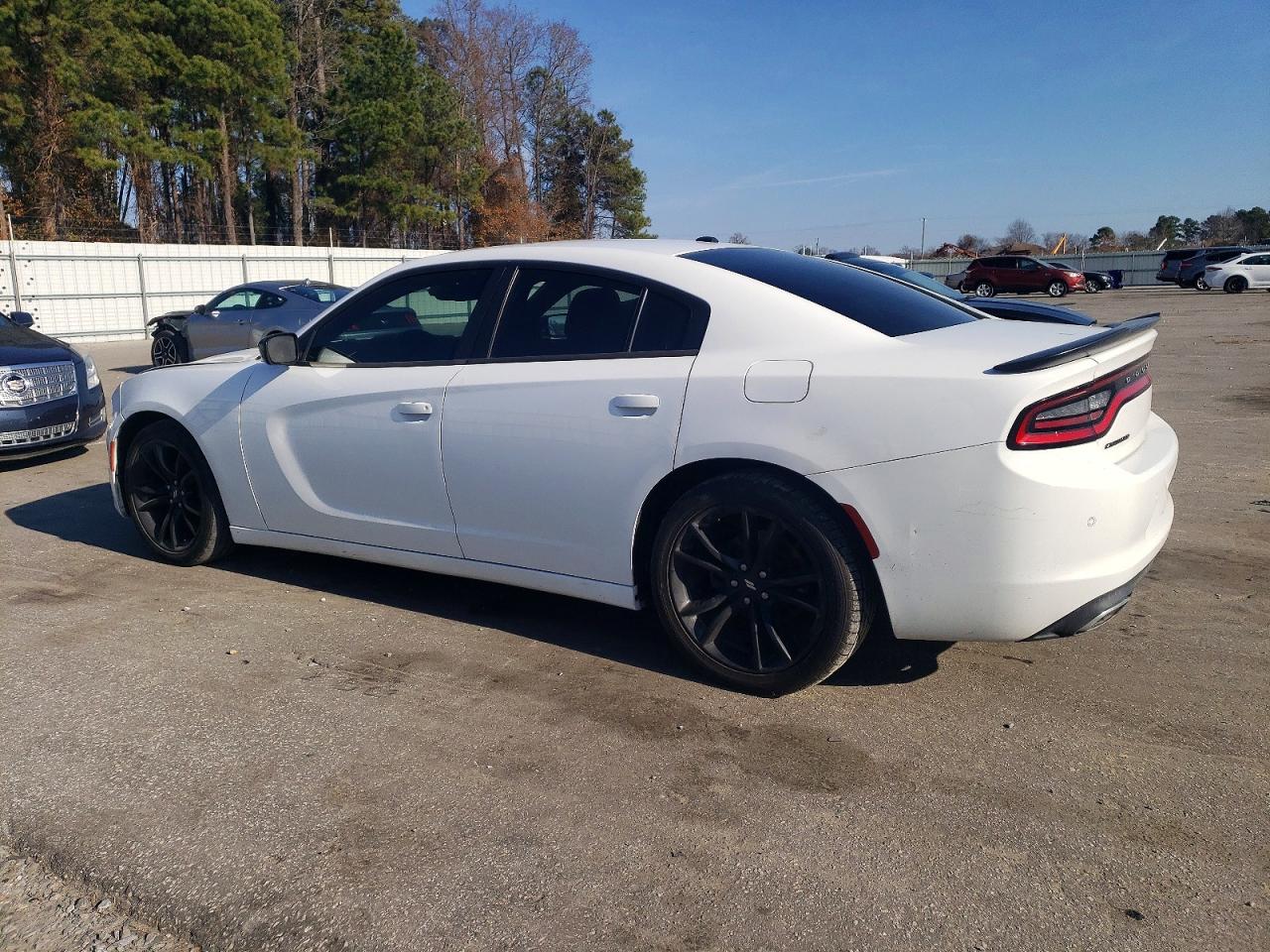 2017 DODGE CHARGER SE photo 2