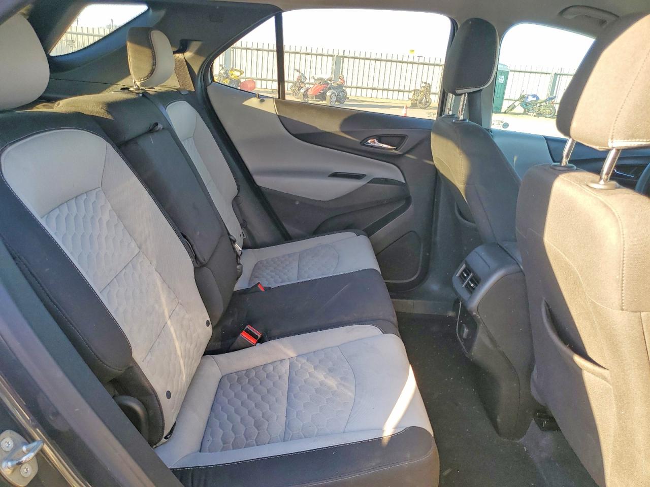 2018 CHEVROLET EQUINOX LT photo 11