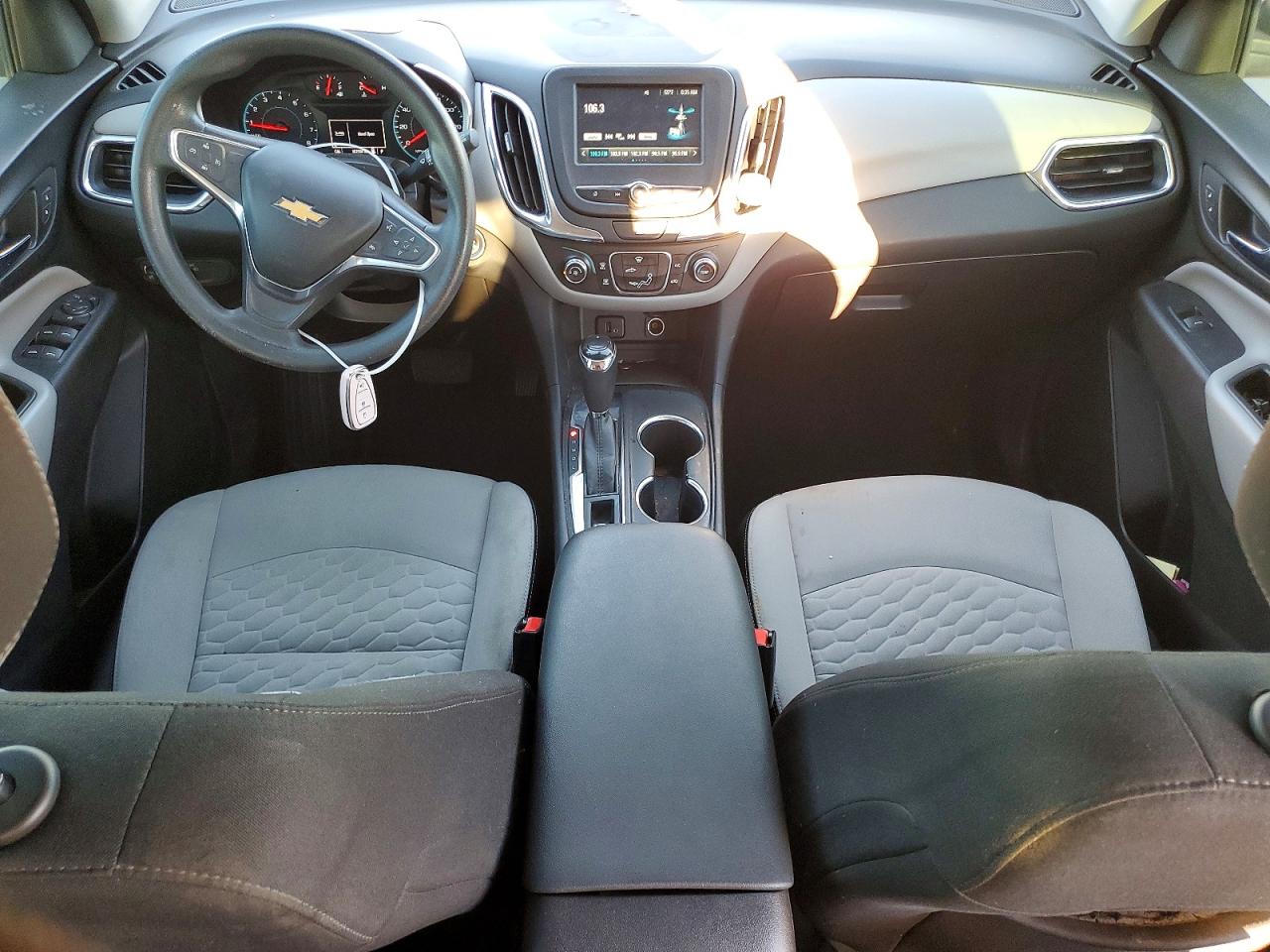 2018 CHEVROLET EQUINOX LT photo 8