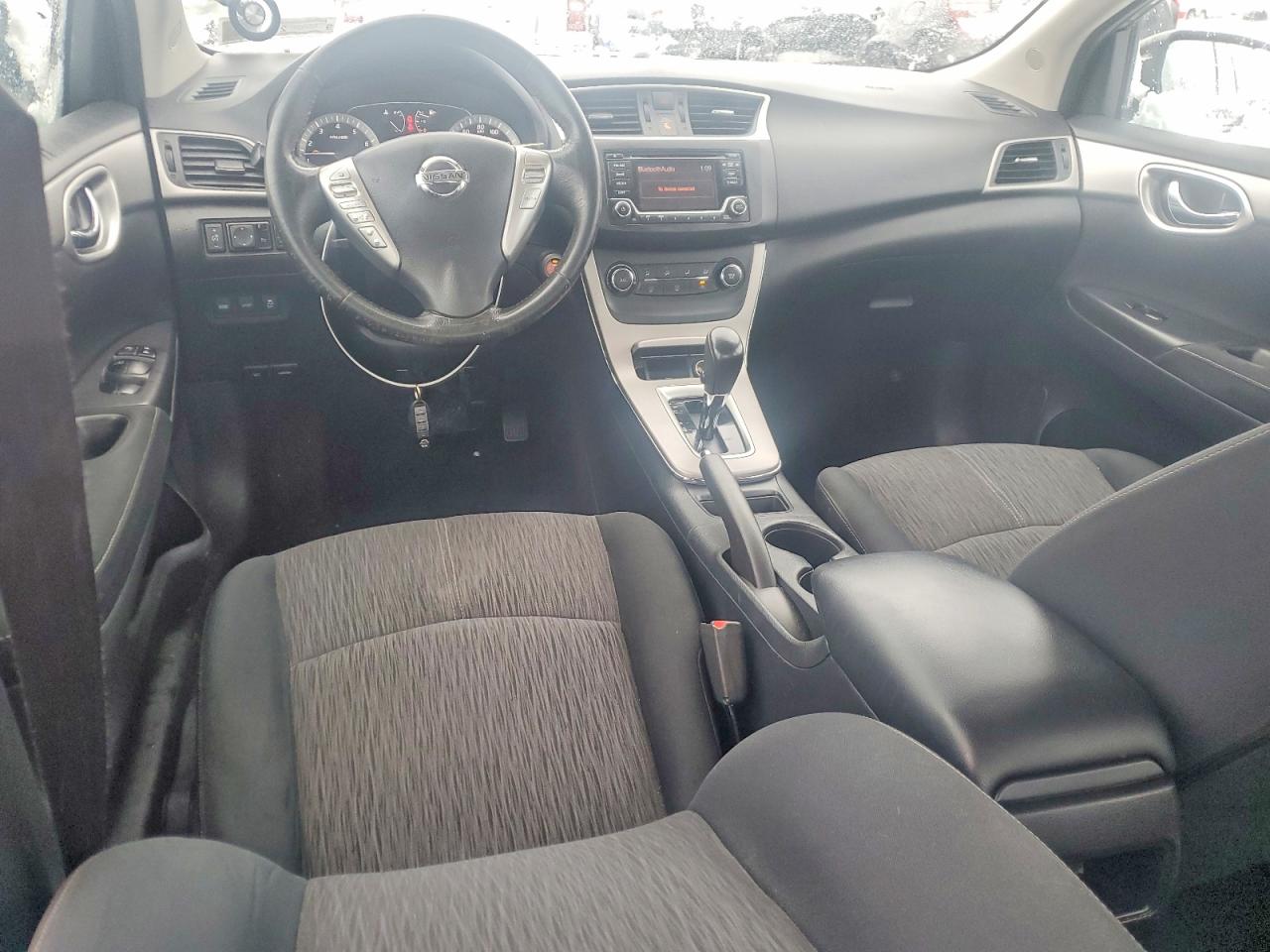 2015 NISSAN SENTRA S photo 8