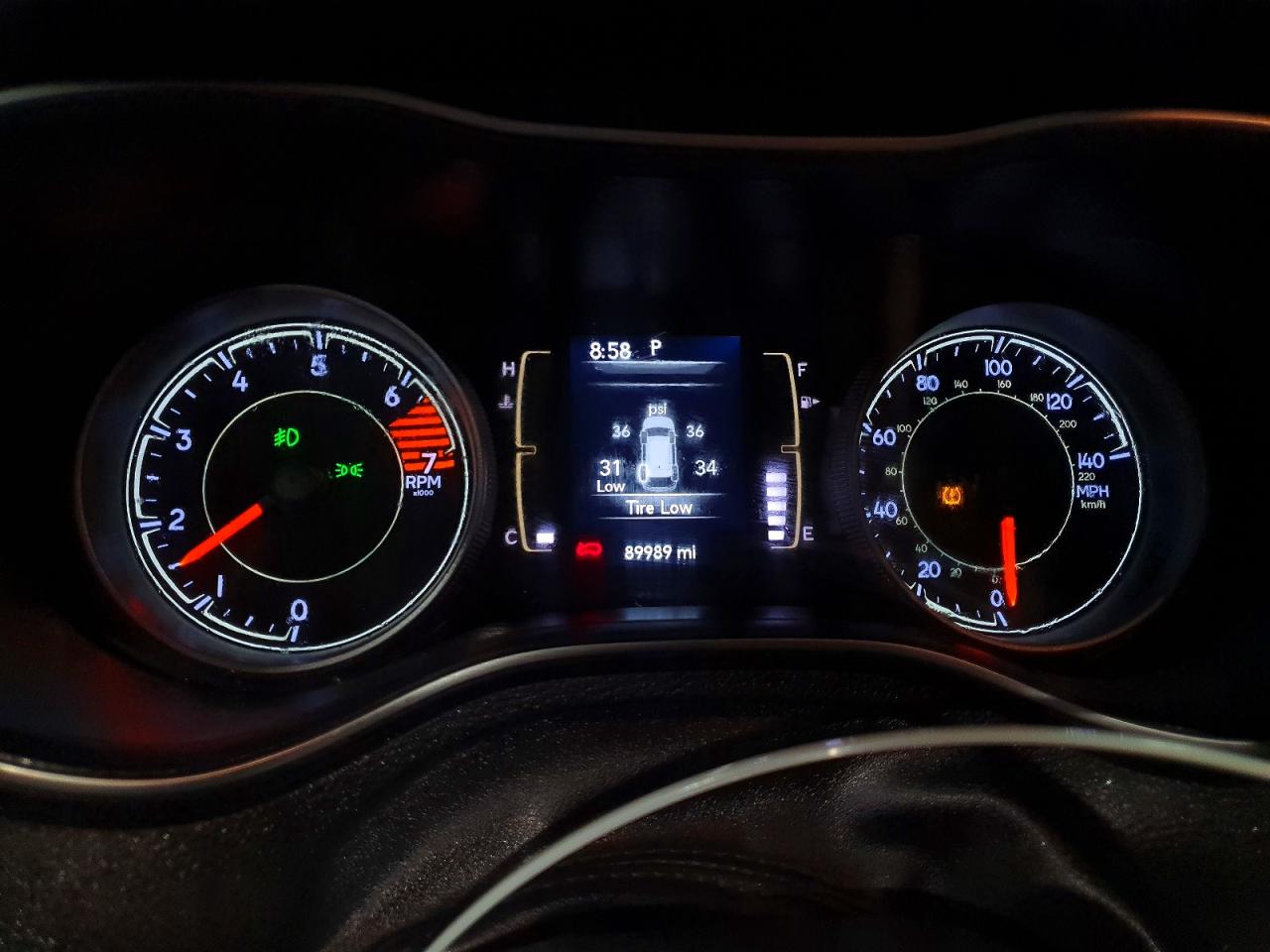 2019 JEEP CHEROKEE LATITUDE photo 9