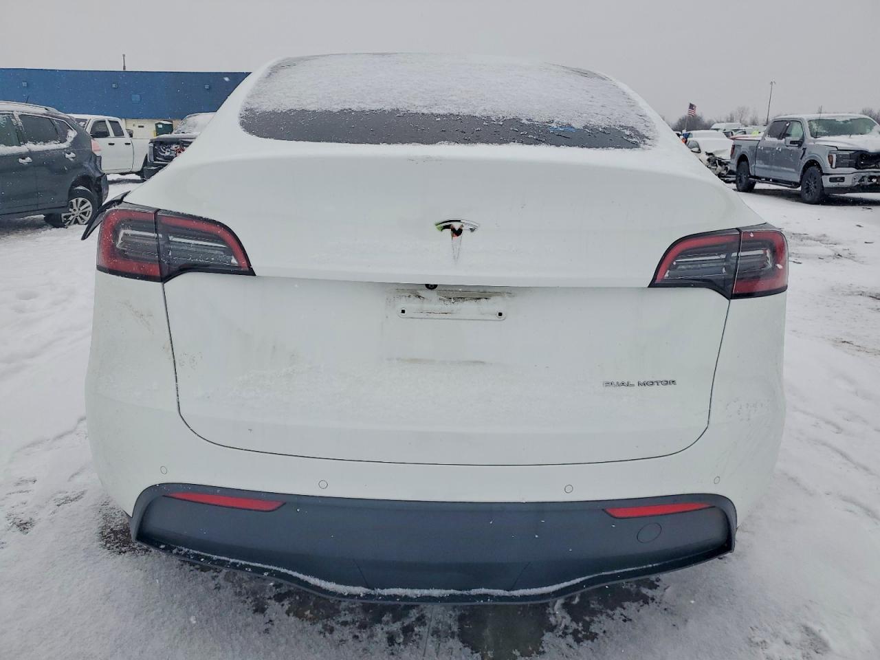 2021 TESLA MODEL Y photo 6