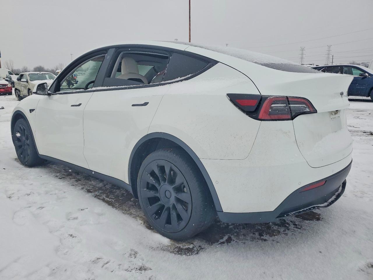 2021 TESLA MODEL Y photo 2