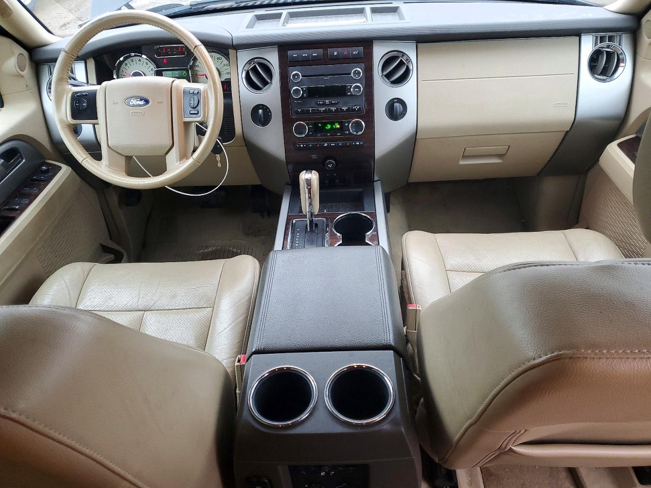 2013 FORD EXPEDITION XLT photo 8