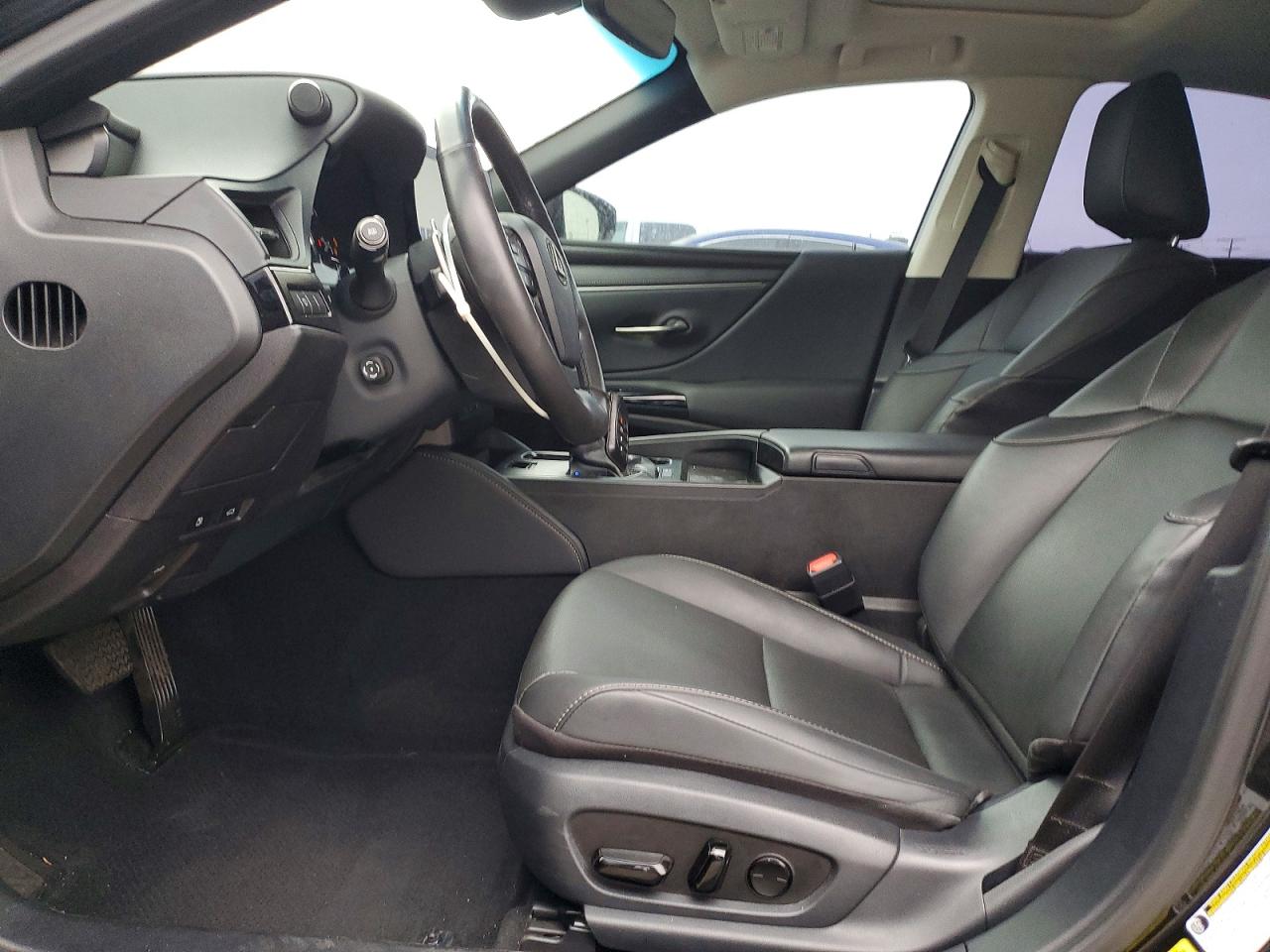 2024 LEXUS ES 300H BASE photo 7