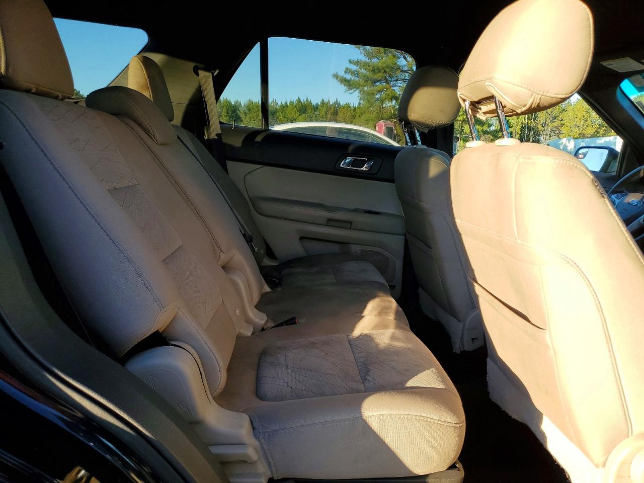 2015 FORD EXPLORER photo 11
