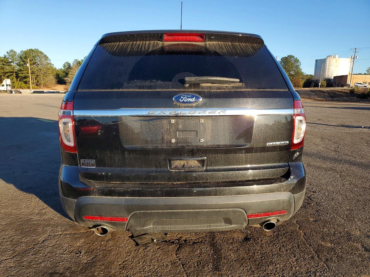 2015 FORD EXPLORER photo 6