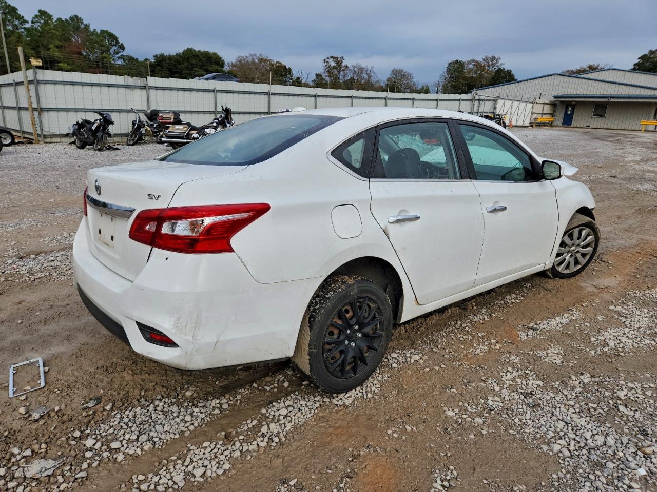 2017 NISSAN SENTRA S photo 3